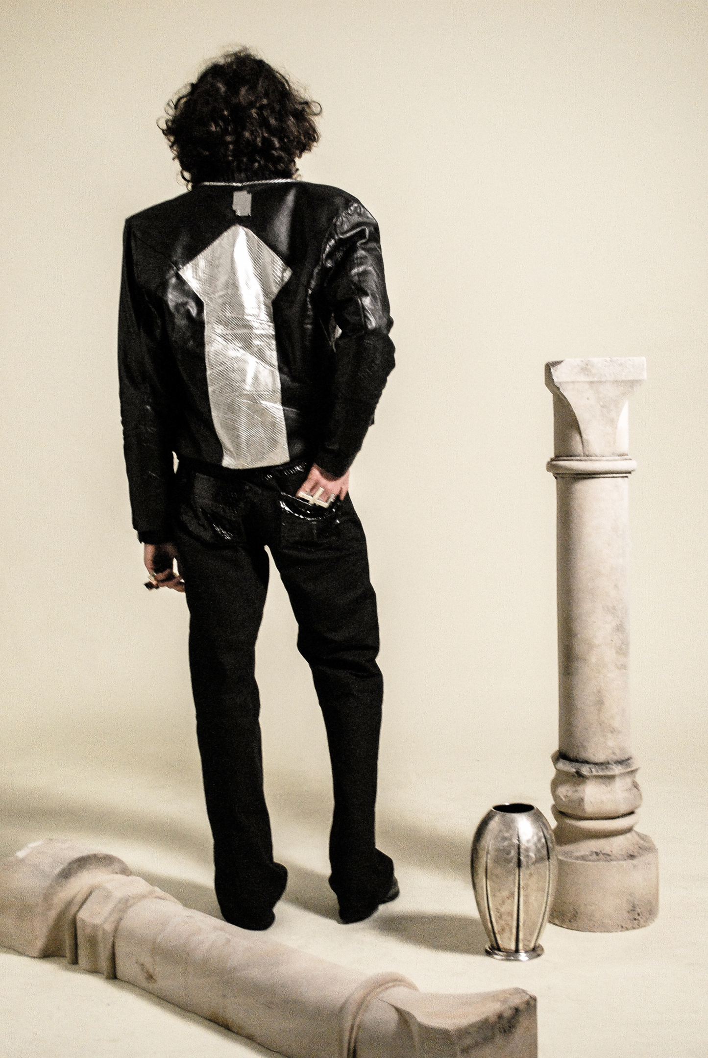 Veste « Disco » Python Argent – Cuir Noir